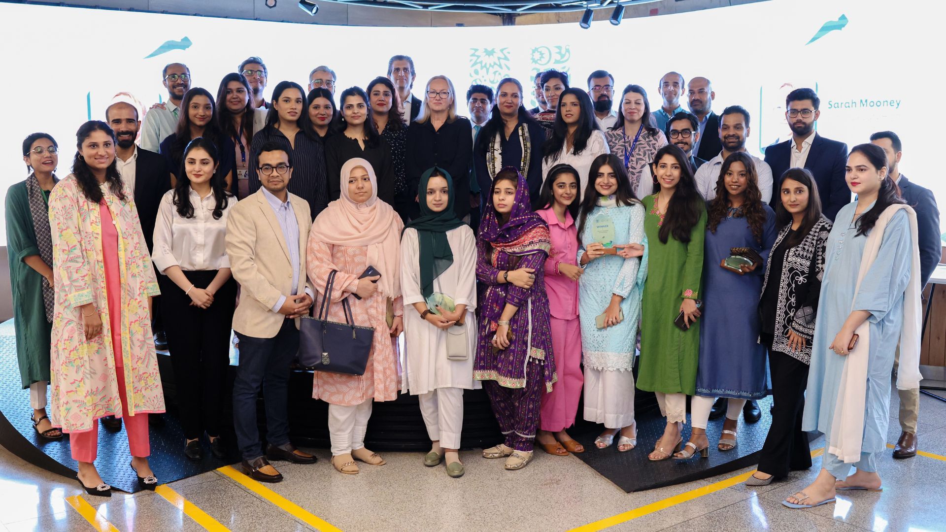 Group of people from Unilever Pakistan & Seed Venture team along with Industry experts and Programme Participants.